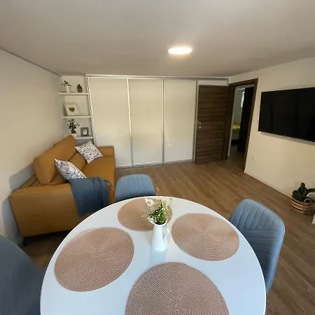Home-in Apartma Appartamento Lubiana