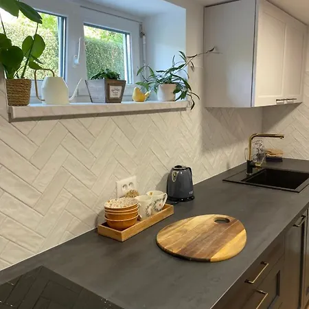 דירה Home-in Apartma *